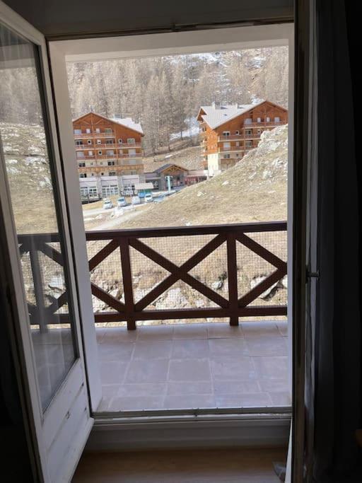 Allos, Logement Pieds Des Pistes, A 10 Minutes De La Base De Loisirs Kültér fotó